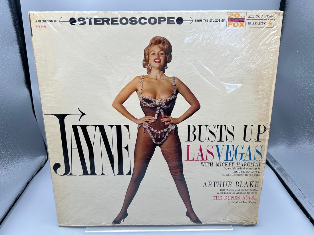 Jayne Mansfield: Jayne Mansfield Busts Up Las Vegas (1961), features Arthur Blake's impersonations, (1 of 5)