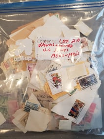 U.S. Unsorted Assortment of Used Stamps