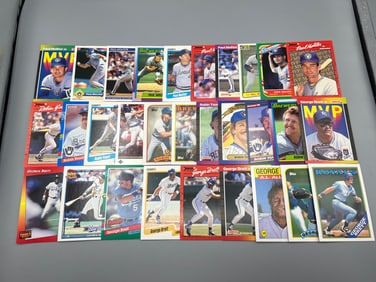 Lot of (30) Assorted Paul Molitor, Robin Yount, & George Brett Baseball Cards - Varying Conditions