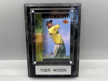 Tiger Woods Plaque with 2001 Upper Deck Tiger Tales Rookie Insert