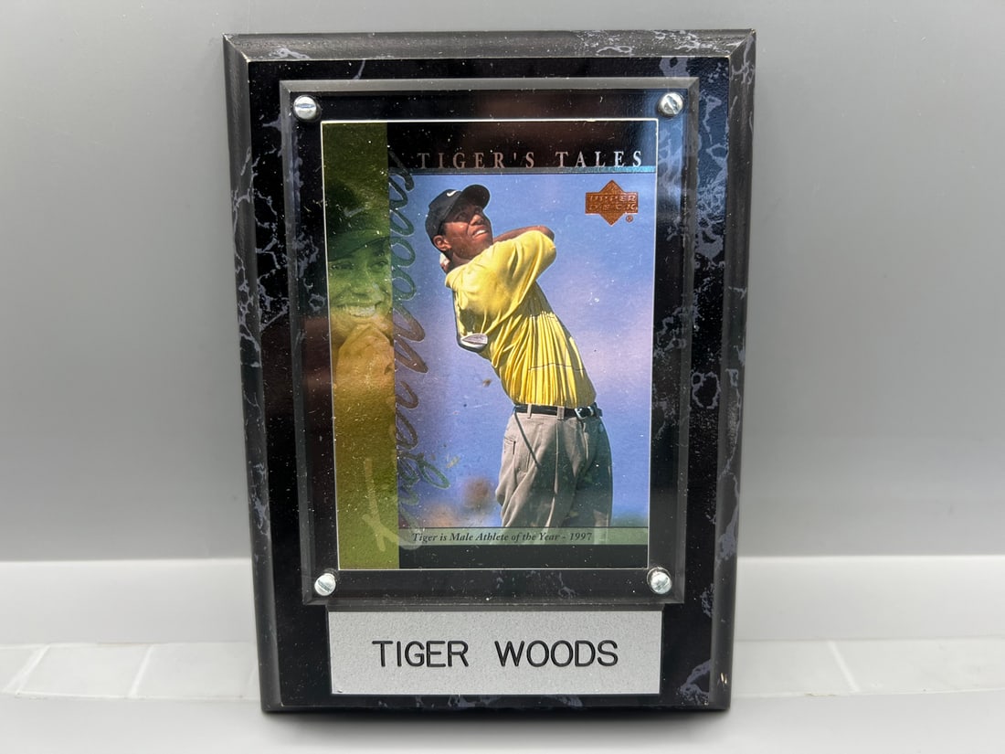 Tiger Woods Plaque with 2001 Upper Deck Tiger Tales Rookie Insert (1 of 2)