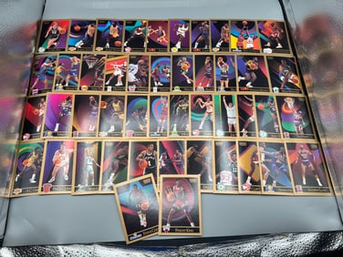 Lot of (45+) 1990-91 Skybox Basketball Cards W/ Some Stars - Varying Conditions