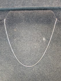 18" Box Chain Necklace. 1.8 grams, .925