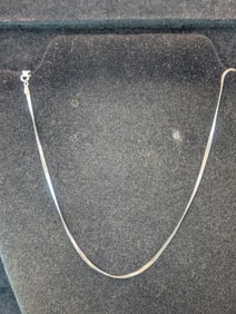 16" .925 Snake Chain Herringbone Necklace. 4.4 grams