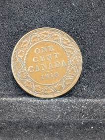 1918 Canadian (XF-Great Details) One Cent, 107 Years Old!