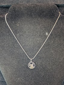 16" Rope Chain .925 Necklace With .925 Squirrel Pendant. 6.8 grams.