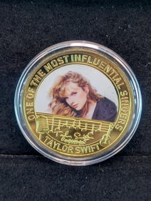 The Iconic Taylor Swift, Token, BU-New, Novelty