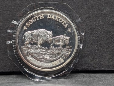 1 Oz. .999 FINE SILVER South Dakota Buffalo Designed Round