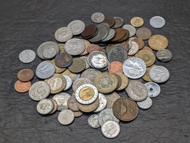 Bag of 0.90 Lbs. of Various Vintage & Modern World Coins