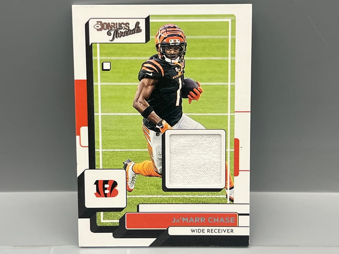 2022 Panini Donruss Threads JaMarr Chase Jersey Relic #TH-29 (1 of 2)