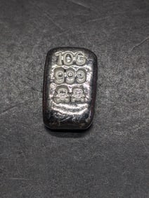 10 Grams .999 FINE SILVER Skull & Crossbones Designed Bullion Piece