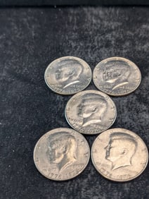 (5) 1976-P Kennedy Bicentennial Half Dollars
