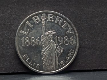 1 Oz. .999 FINE SILVER Liberty Ellis Island Designed Round