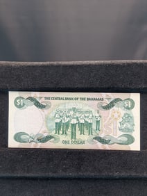1974- $ 1.00 The Central Bank of the Bahamas R943292- Gem New or Gem Crisp-UNC- Nice note?