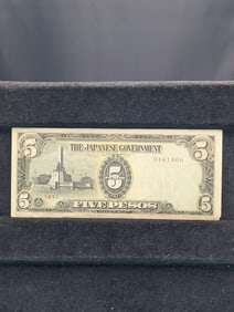 WWII- 1940s The Japanese Government 5 Pesos Note Choice Crisp UNC?