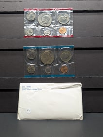 1977 P&D Uncirculated Mint set