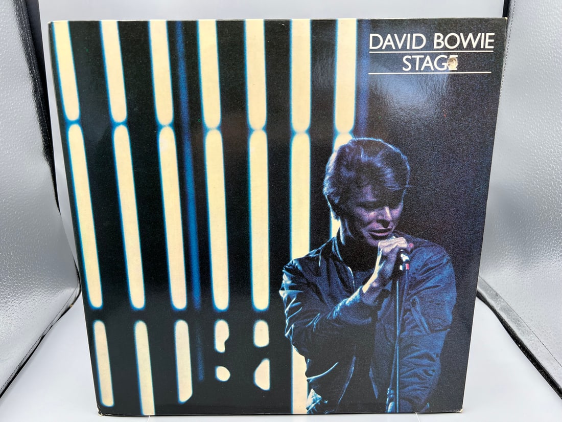 1978 David Bowie Stage Blue Translucent France Released Vinyl Album - PL-02913 (1 of 6)