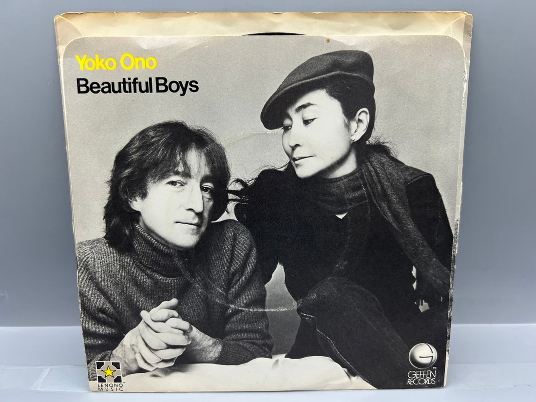 1981 John Lennon & Yoko Ono Woman/Beautiful Boys 45 RPM Record - GEF49644 (1 of 4)
