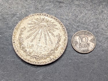 1943 Mexico 1 Silver Peso & 1915 Norway 10 Silver Ore