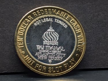 Limited Edition .999 FINE SILVER Center Taj Mahal Casino $10 Gaming Token in Capsule