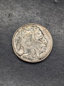 **GEM BU** 1913 Type 2 Buffalo Nickel. Full Horn, Split Tail.