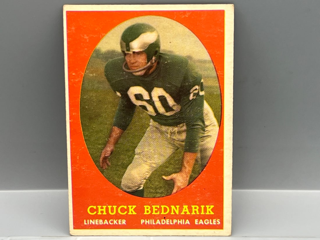 1958 Topps #35 Chuck Bednarik (HOF) / Eagles (1 of 2)