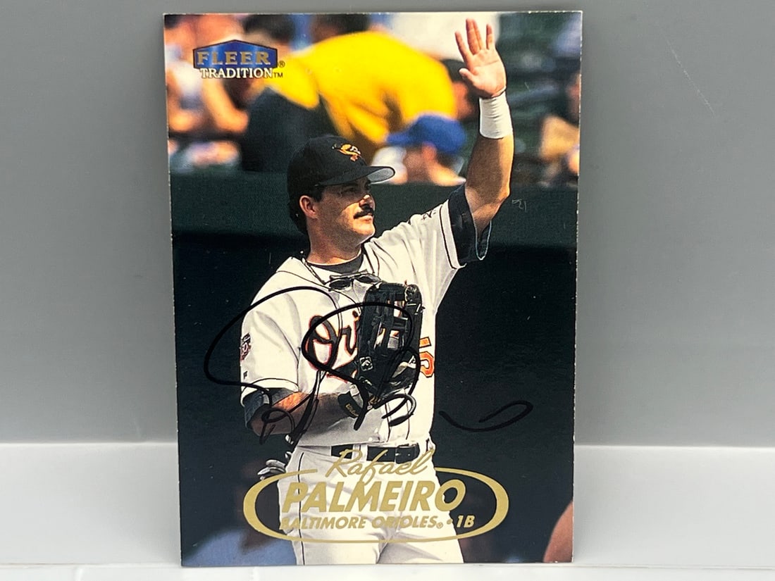 1998 Fleer Tradition Rafael Palmeiro Autographed Baseball Card - No COA (1 of 2)