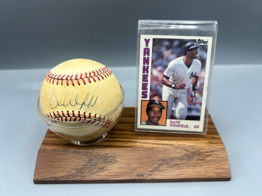 Dave Winfield Autographed American League Baseball W/ Card - No COA (1 of 4)
