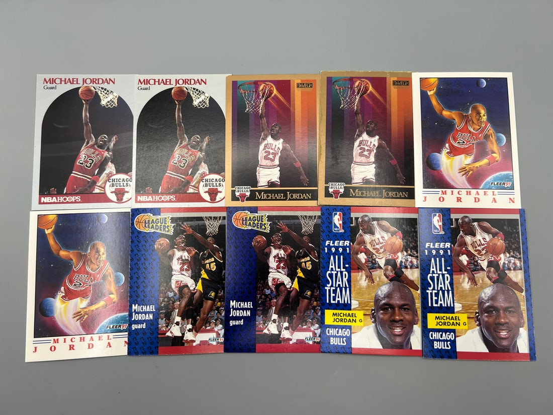 (Lot Of 10) Michael Jordan Cards (HOF) / Bulls (1 of 2)