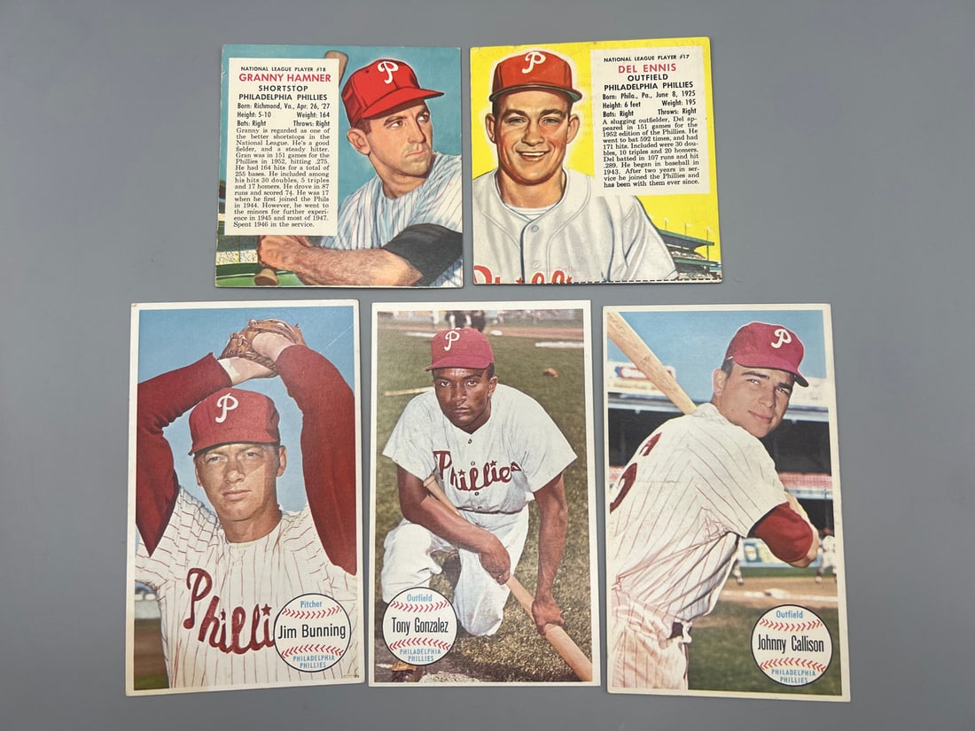 Lot of 5 - 1950s & 60s Topps Giant and Red Man Baseball Cards - Varying Conditions (1 of 2)