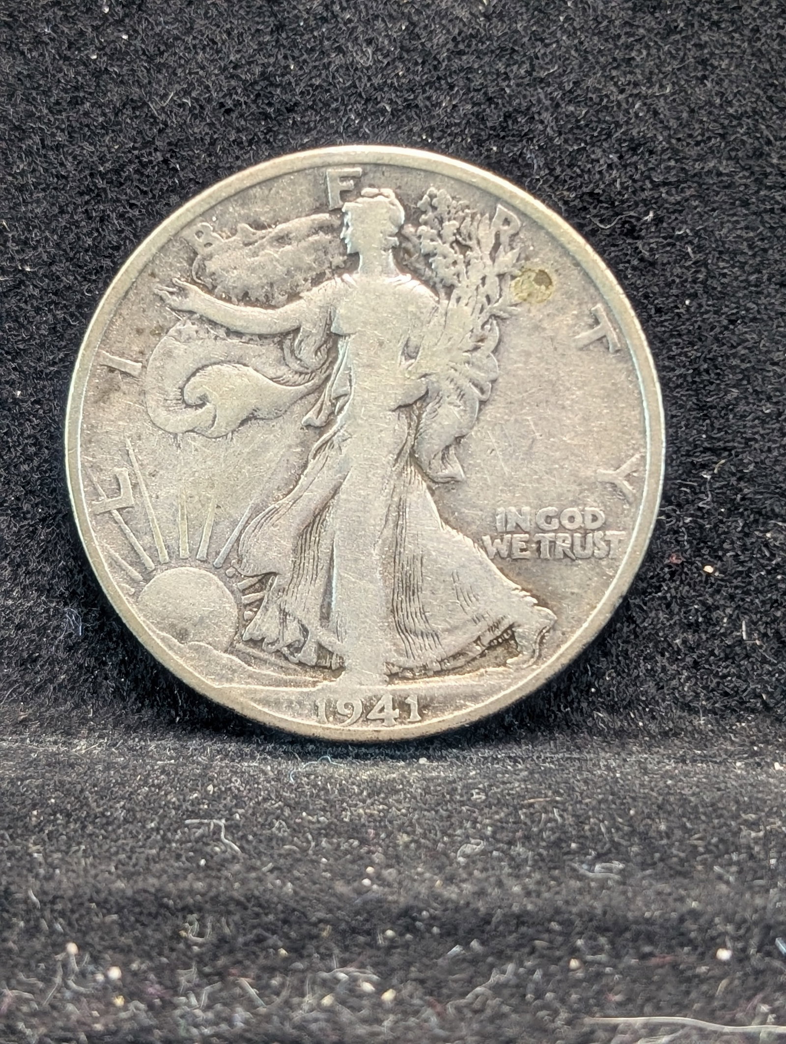 1941-S Walking Liberty Half Dollar. 90% Silver: 1941-S Walking Liberty Half Dollar. 90% Silver