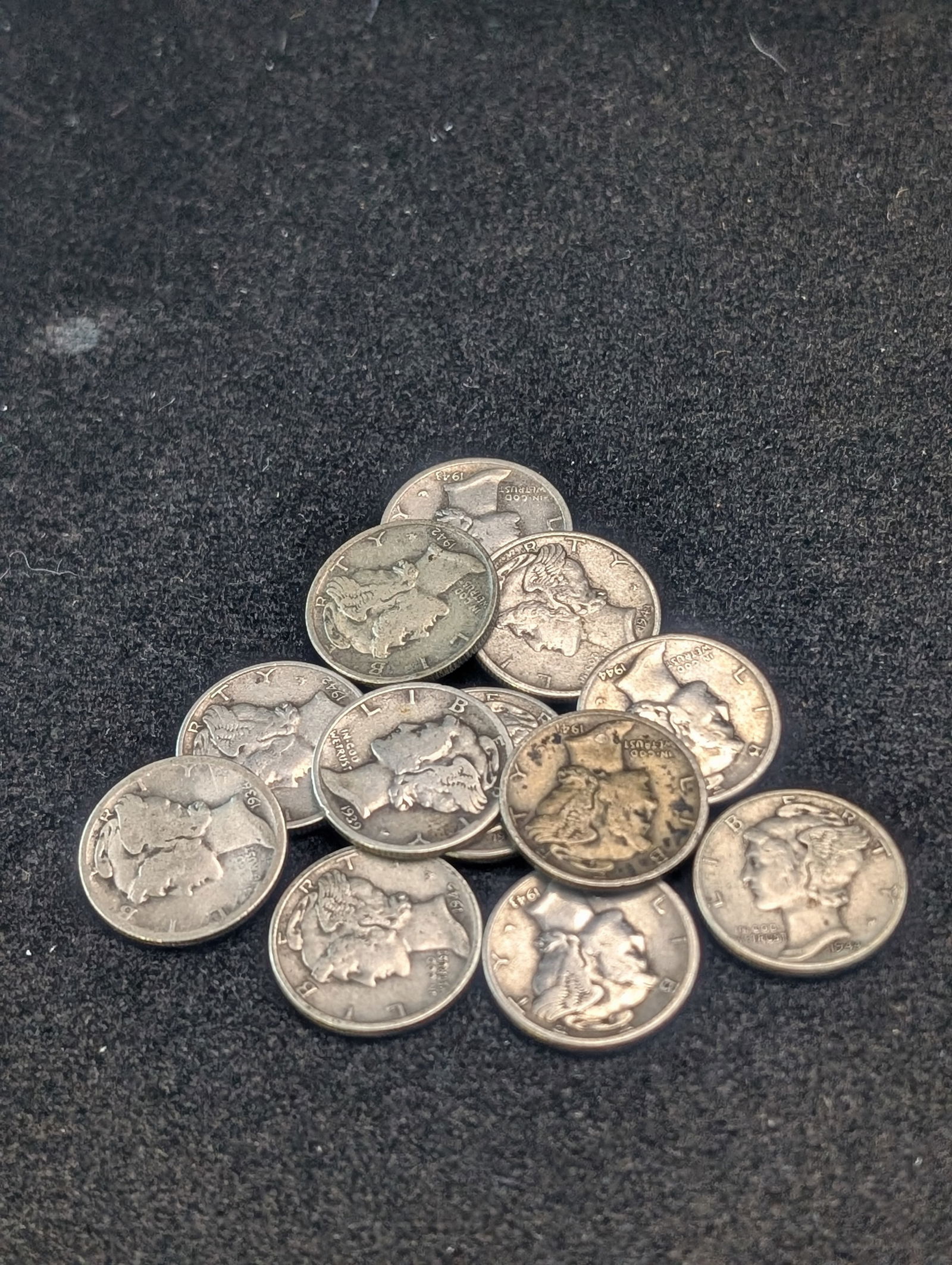 12 Silver Mercury Dime Mix (1 of 4)