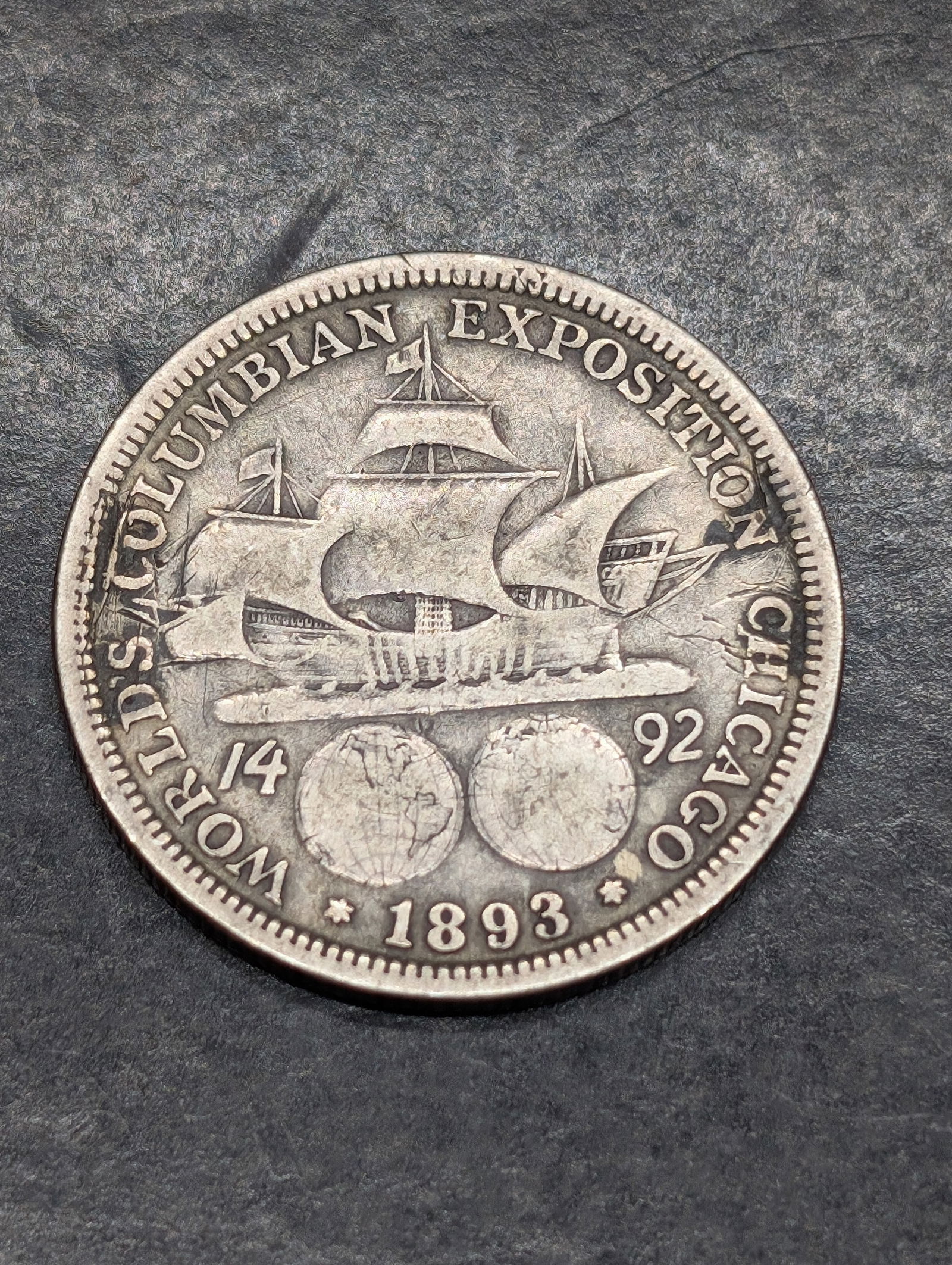 1893 Columbian Exposition Chicago World's Fair Silver Half Dollar (1 of 2)