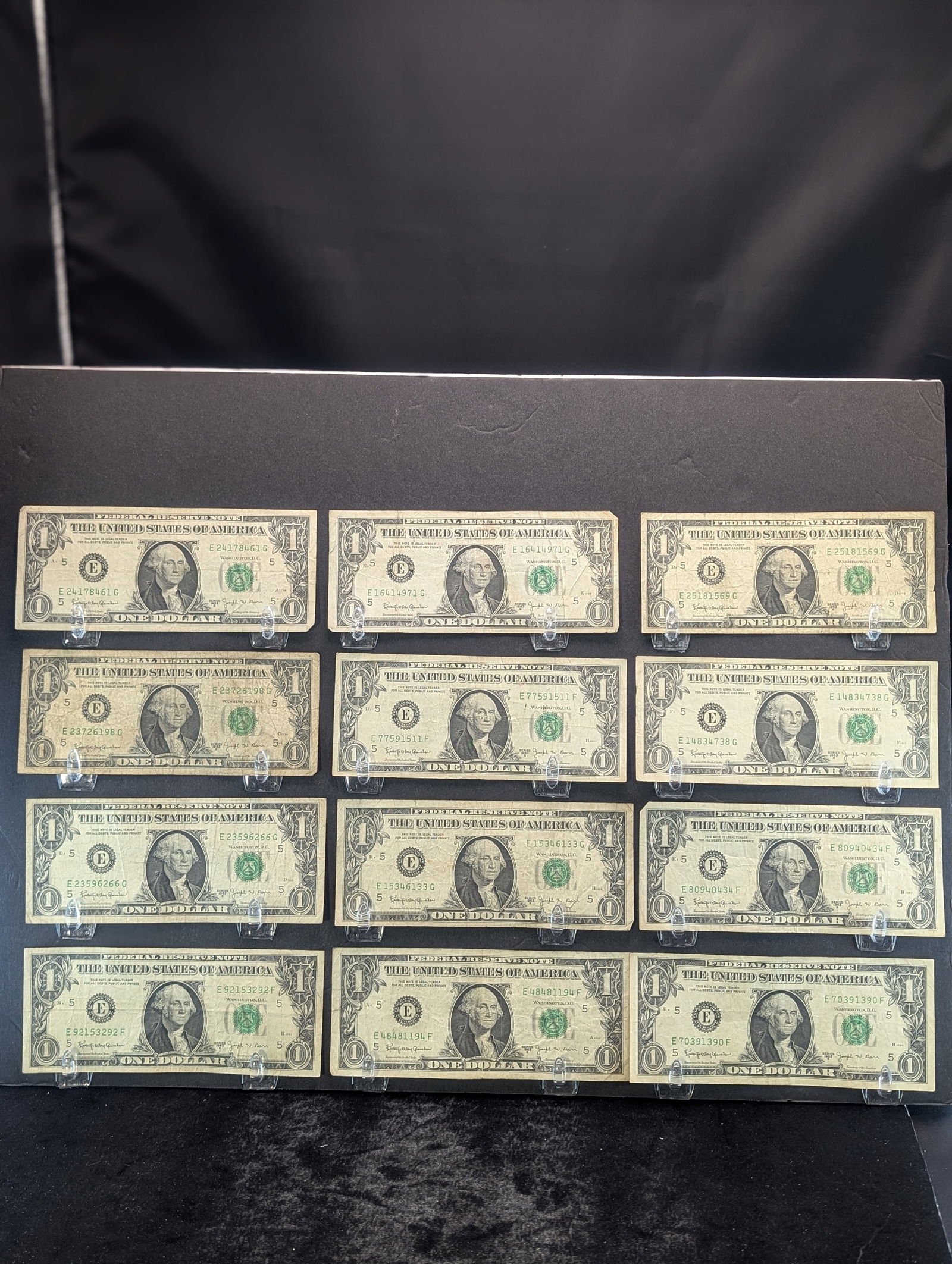 12 1963B Federal Reserve "Barr" Notes (1 of 8)
