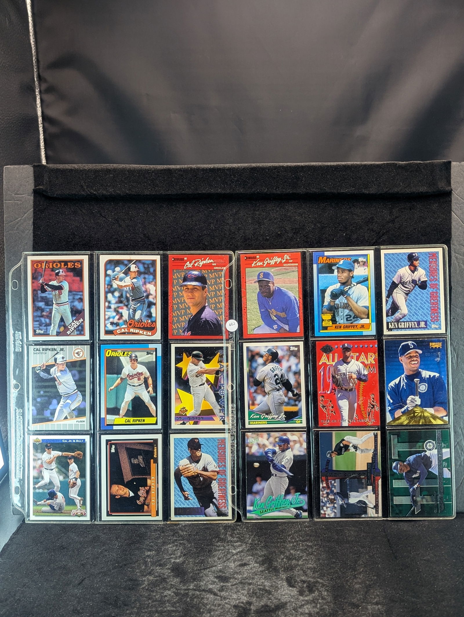 18 Baseball Cards. Ken Griffey Jr. & Cal Ripken Jr. (1 of 9)