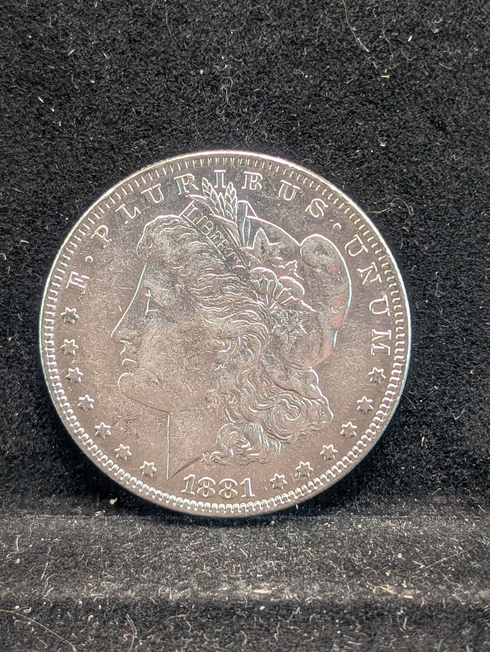 1881-O Morgan Silver Dollar. HIGH GRADE (1 of 2)