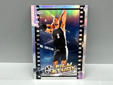2023-24 Topps Chrome Victor Wembanyama Film Study Refractor Insert RC #FS-13
