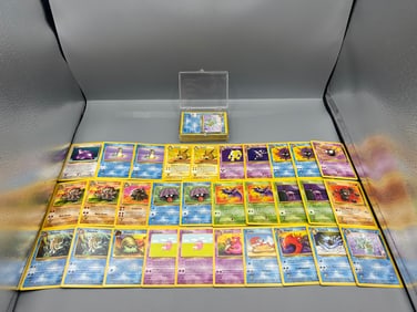 Lot of (80+) 1999 Pokemon Fossil Trading Cards - Varying Conditions