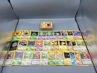 Lot of (115+) 2000 Pokemon Team Rocket Trading Cards - Varying Conditions