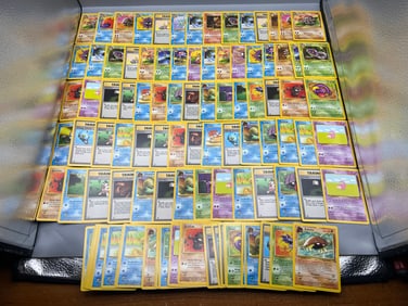 Lot of Approx. (100) 1999 Pokemon Fossil Common & Uncommon Trading Cards - Varying Conditions