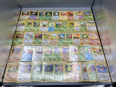 1999 Pokemon Jungle 51 Card Partial Set W/ Complete Common & Uncommons & 5 Holos - 51/64 Cards