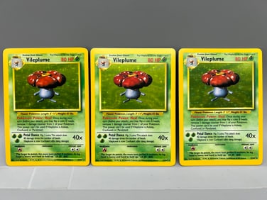 Lot of (3) 1999 Pokemon Jungle No Symbol Error Vileplume Holo #15/64