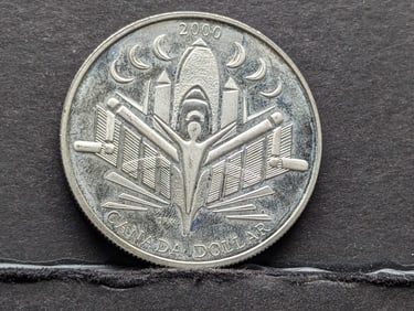 2000 Canadian Silver Dollar 92.5% Silver  25.18 Gram   60,100 Minted