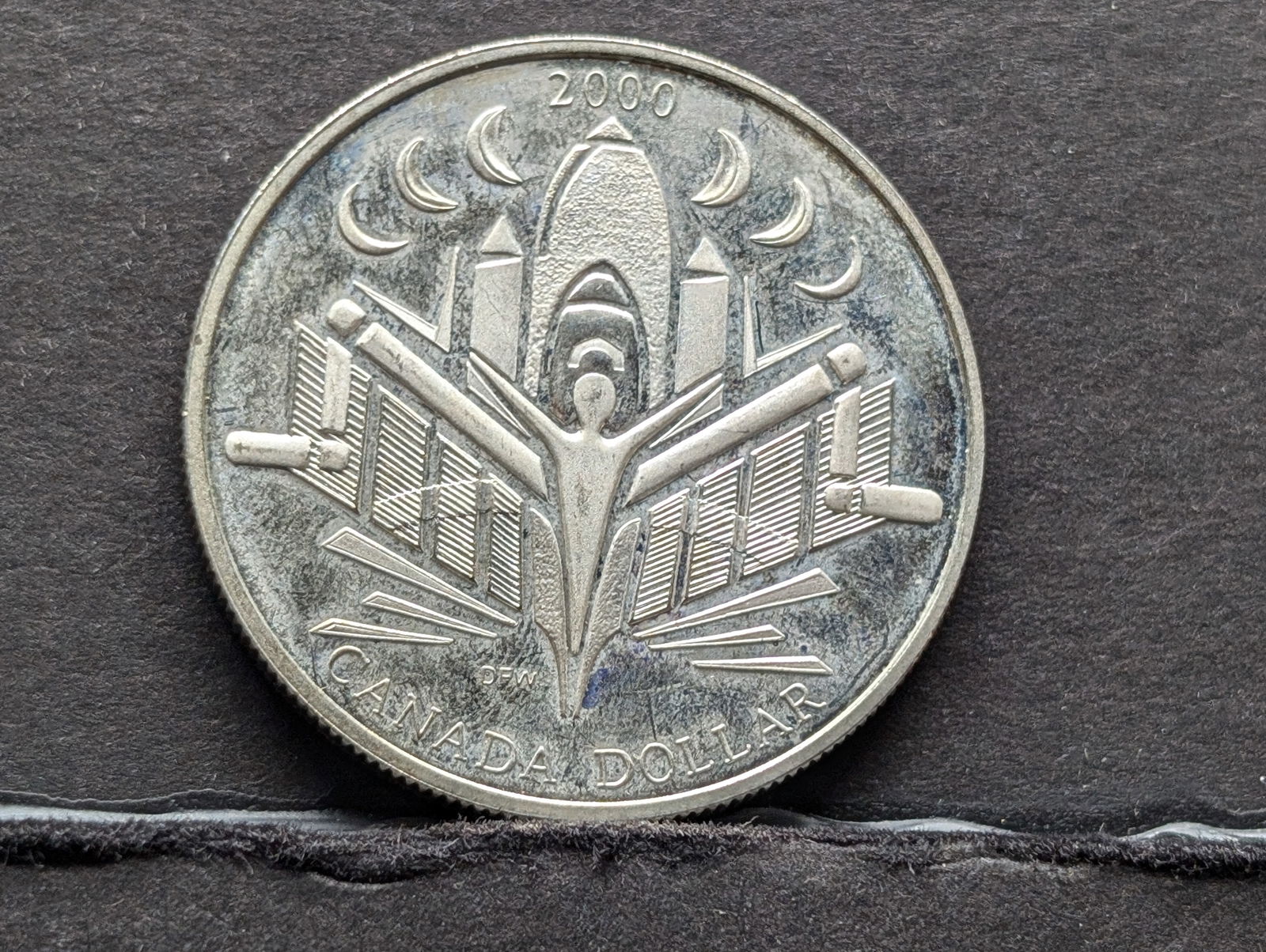 2000 Canadian Silver Dollar 92.5% Silver  25.18 Gram   60,100 Minted (1 of 2)