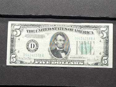 1934 D Series $5.00 Federal Reserve Note *CRSIP PAPER*