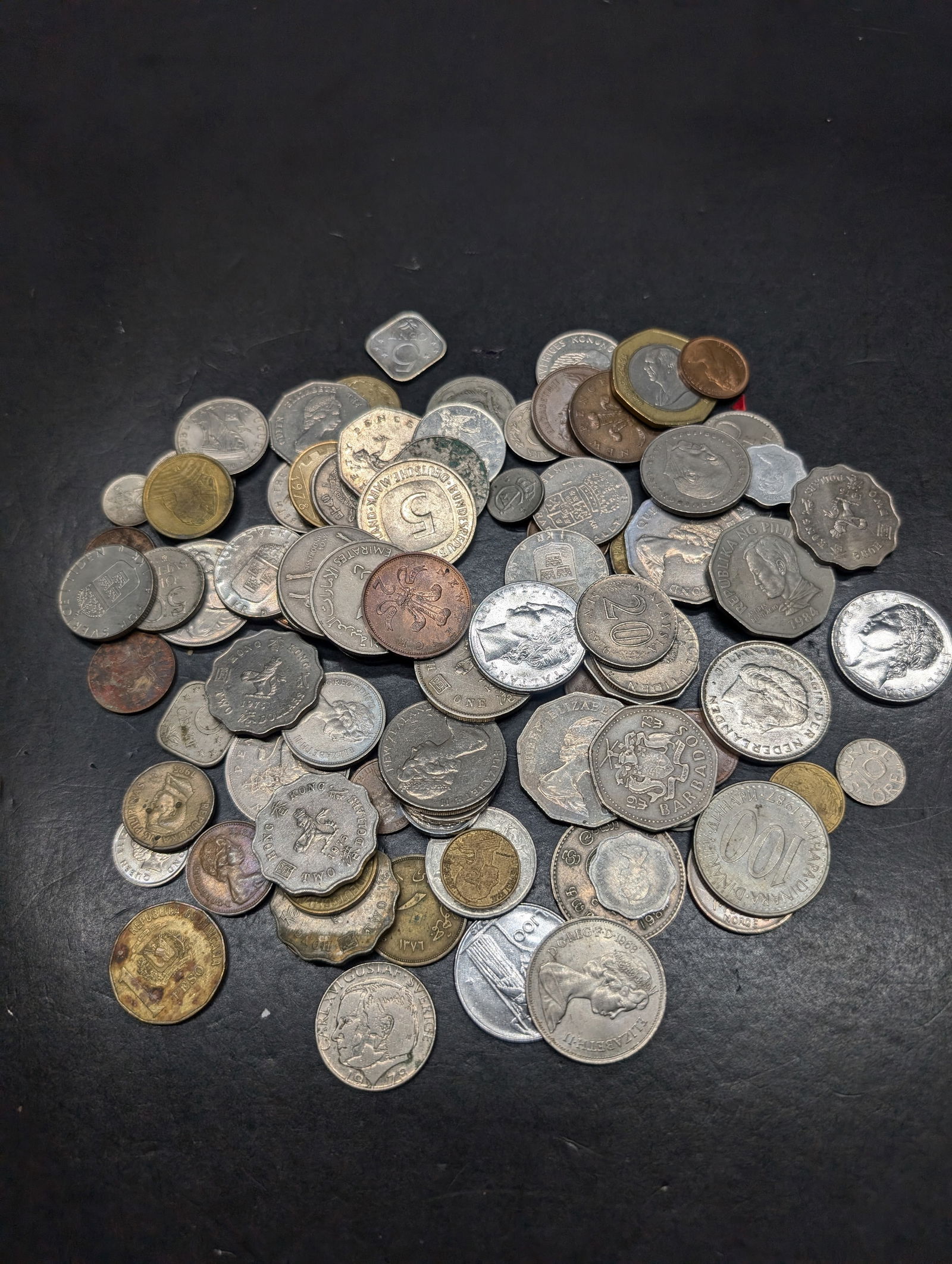 Nice Mix of Over 1Lb World Coins (1 of 5)