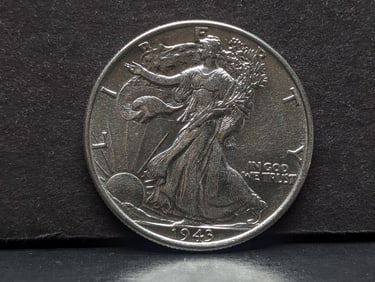 **AU/UNC** 1943 Walking Liberty Half Dollar