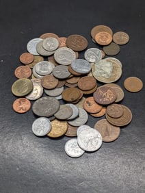 Bag of 0.60 Lbs. of Various Vintage & Modern World Coins