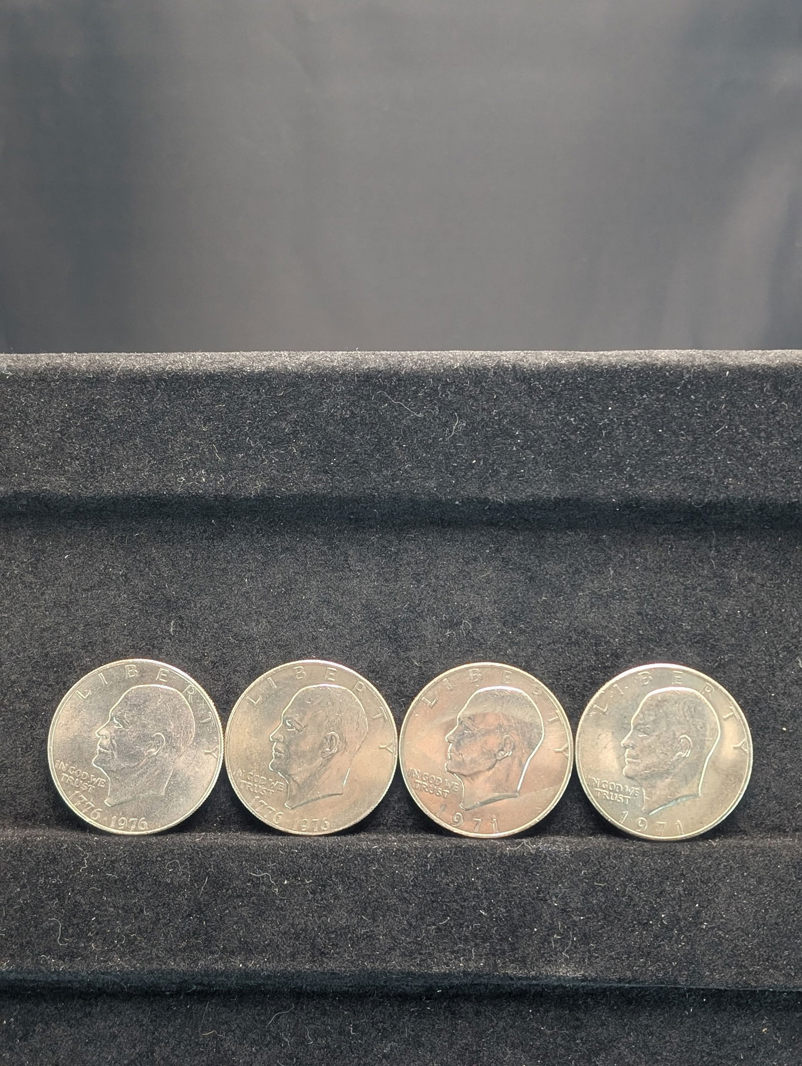 2-1971P, 2-1976P Ike Dollars (1 of 2)