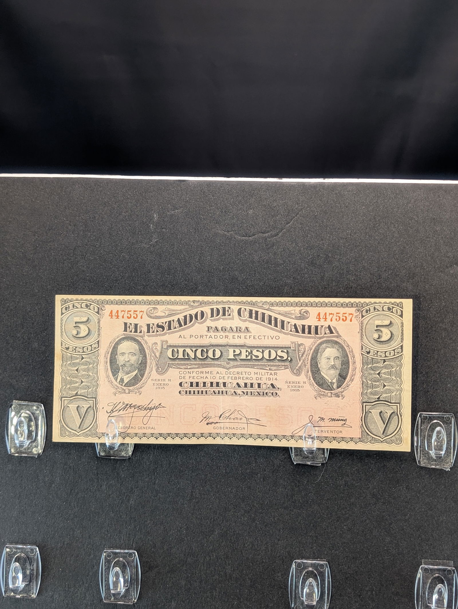 1915 Mexico 5 Peso Note. Crisp Unc, (1 of 2)